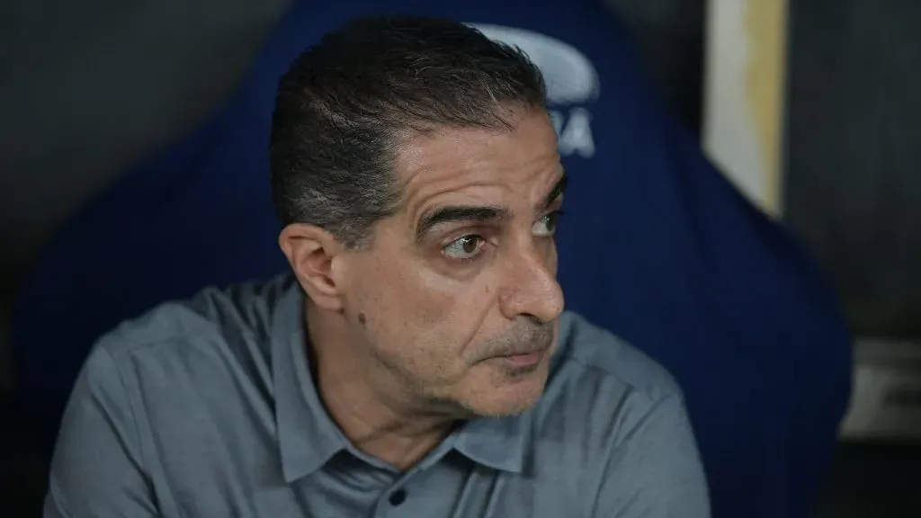 Treinador do Botafogo liga alerta pra possível prorrogação – Foto: Thiago Ribeiro/AGIF