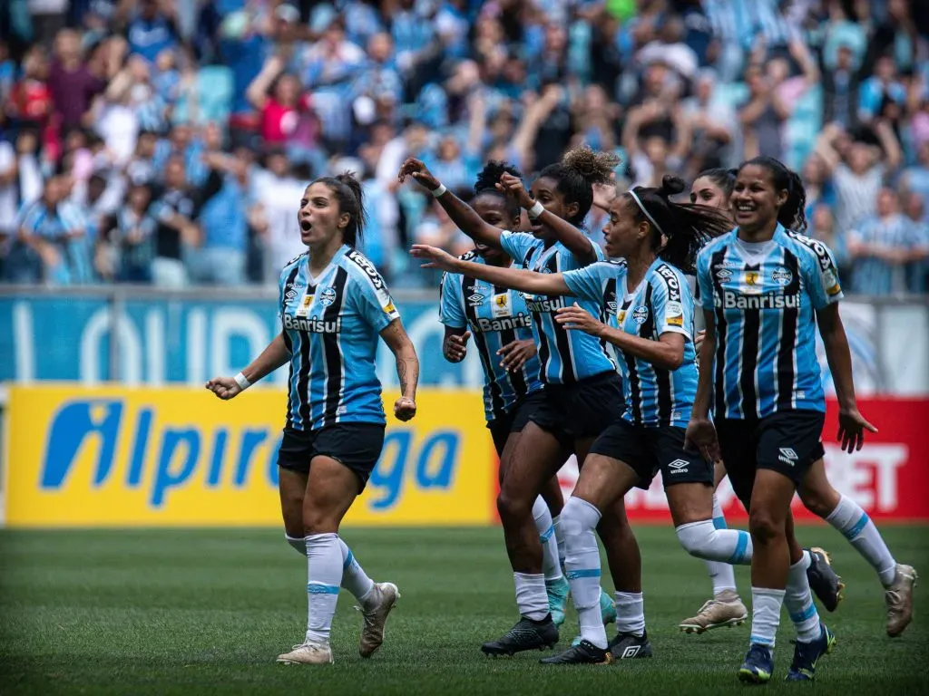 Jogadoras Gremistas. Foto: Maxi Franzoi/AGIF