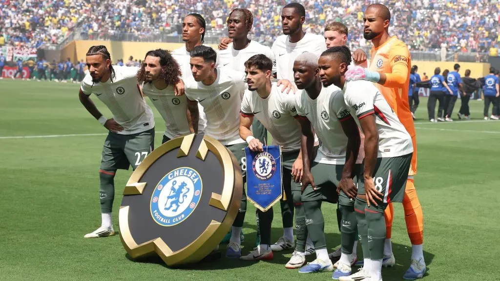 EAST RUTHERFORD, NEW JERSEY – JULY 08: Players of Chelsea FC pose for a team photo prior to the FIFA Club World Cup 2025 semi-final match between Fluminense FC and Chelsea FC at MetLife Stadium on July 08, 2025 in East Rutherford, New Jersey. (Photo by Alex Grimm/Getty Images)