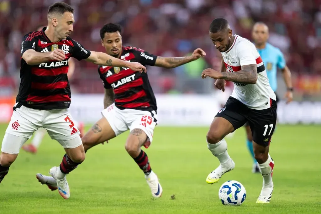 Andre Silva, jogador do Sao Paulo durante partida contra o Flamengo no estadio Maracana pelo campeonato Brasileiro A 2025. Foto: Jorge Rodrigues/AGIF