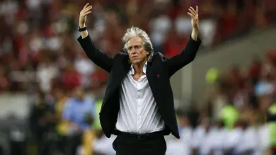 Jorge Jesus foi falado na CBF – Foto: Bruna Prado/Getty Images