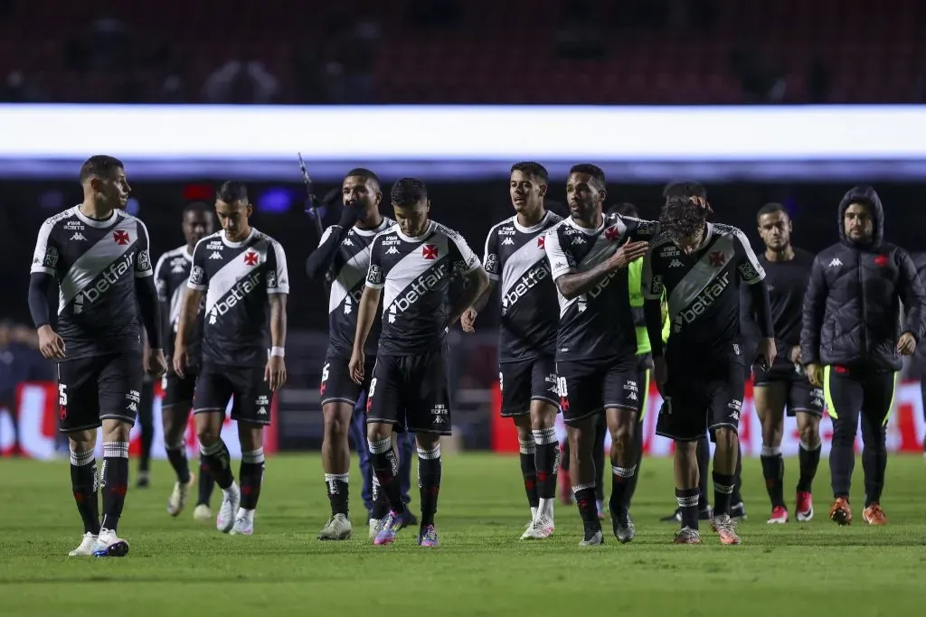 Jogadores do Vasco após enfrentar o São Paulo – (Photo by Ricardo Moreira/Getty Images)