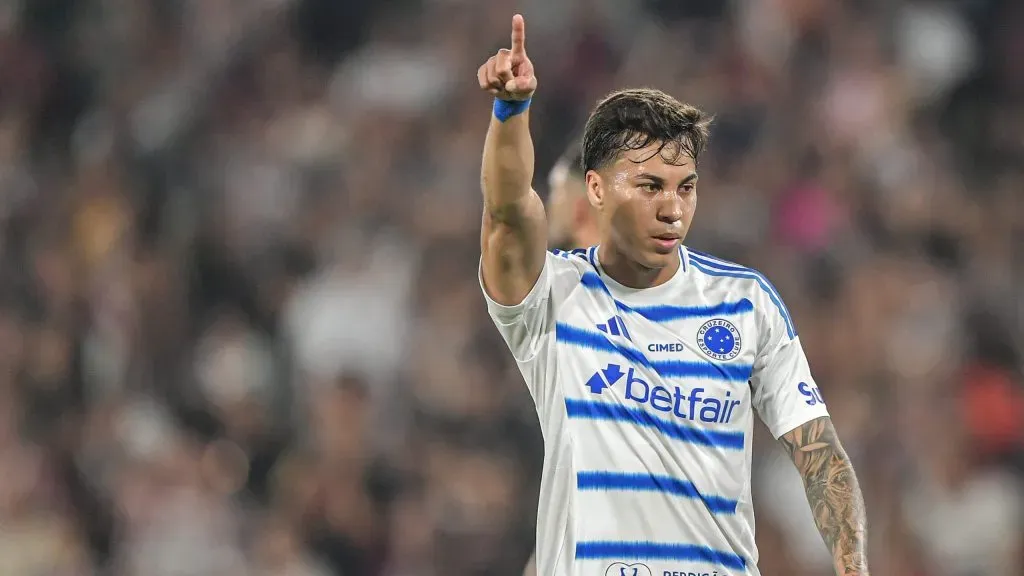 Kaio Jorge pode deixar o Cruzeiro nesta janela de tranferência – Foto: Thiago Ribeiro/AGIF