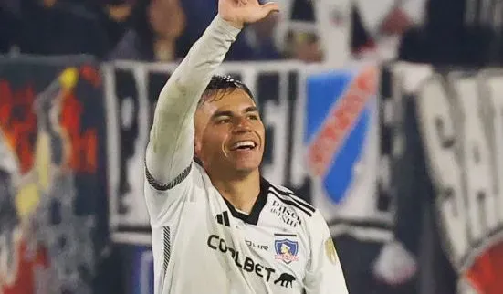 Vicente Pizarro pelo Colo-Colo.Foto: Marcelo Hernandez/Getty Images