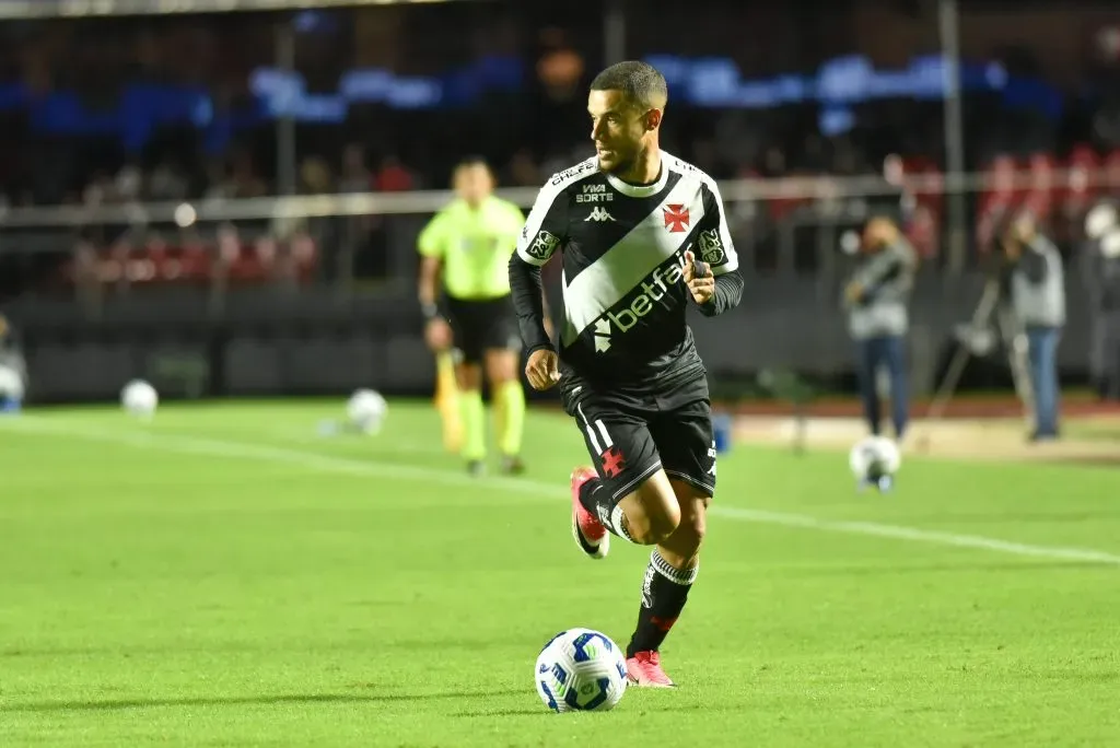 Coutinho em partida diante do São Paulo. Foto: Jota Erre/AGIF