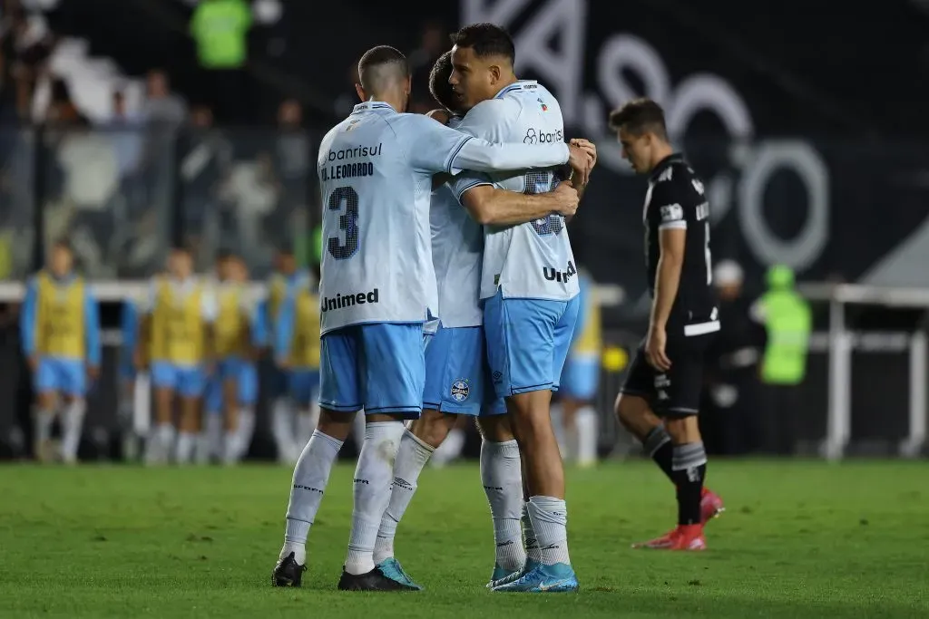 Grêmio conseguiu o empate na reta final. Foto: Wagner Meier/Getty Images