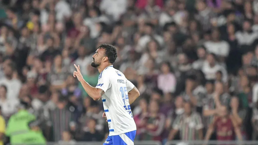 Fabrício Bruno, zagueiro da Raposa. Foto: Thiago Ribeiro/AGIF.