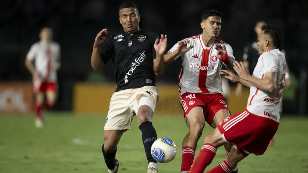 Mateus Cocao jogador do Vasco