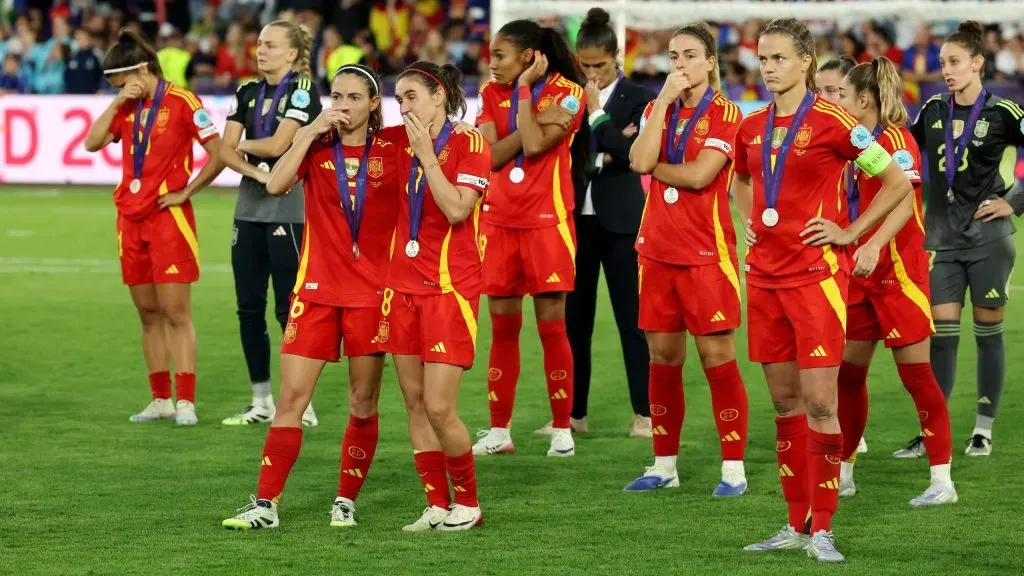 Espanha e Inglaterra. (Photo by Alexander Hassenstein/Getty Images)