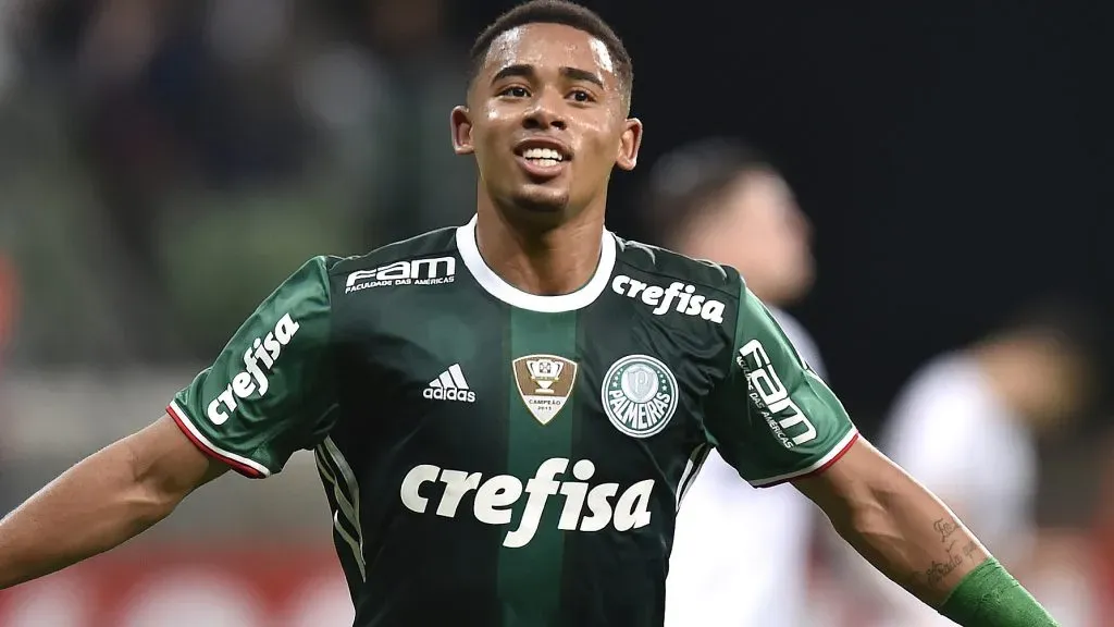 Gabriel Jesus comemorando pelo Palmeiras. Foto: Mauro Horita/AGIF