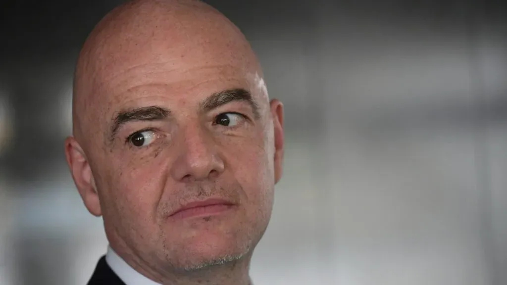Presidente da FIFA, Infantino pode tomar medida importante em breve – Foto: Mateus Bonomi/AGIF