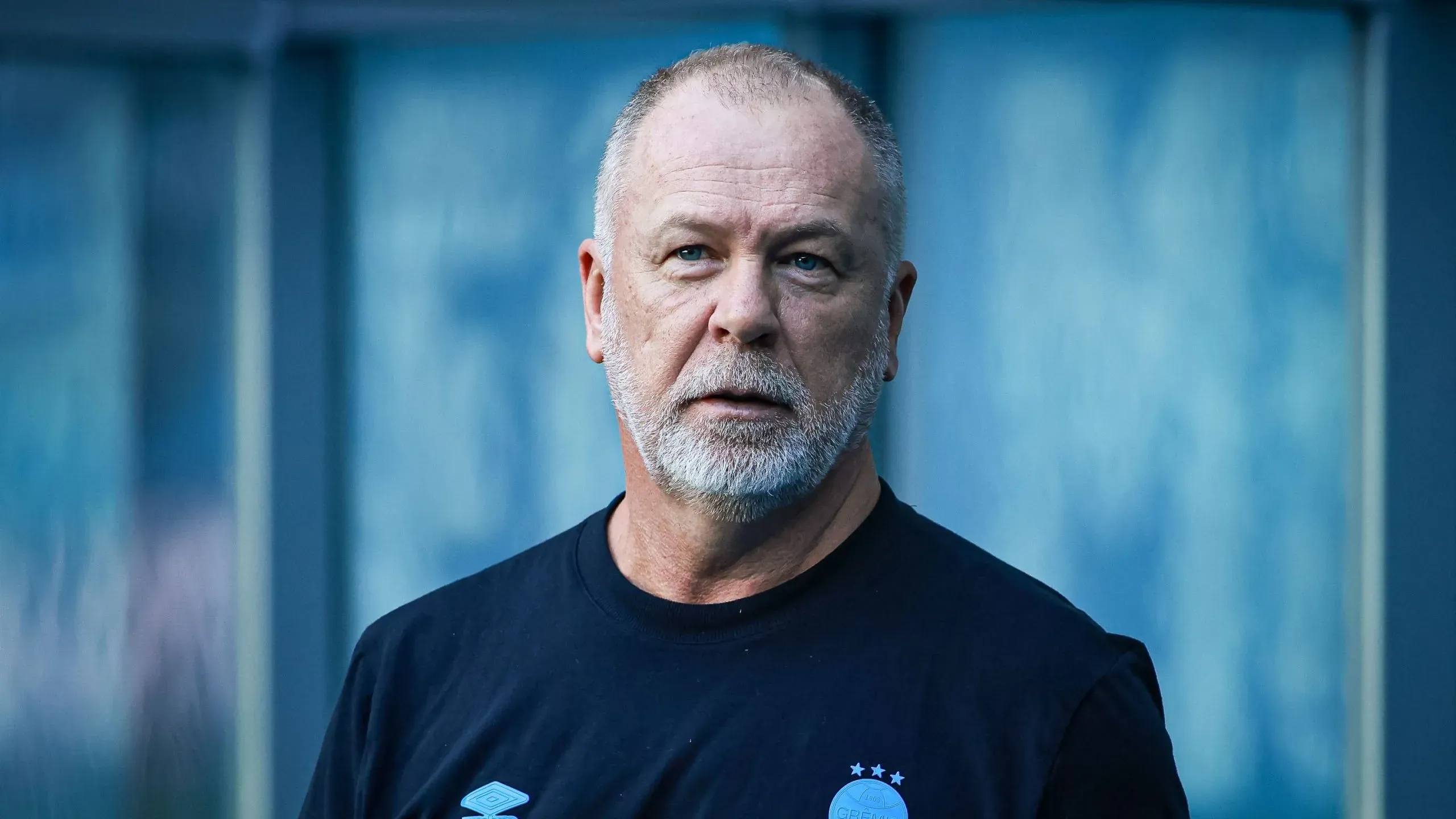 Treinador fez alterações para o próximo jogo na temporada