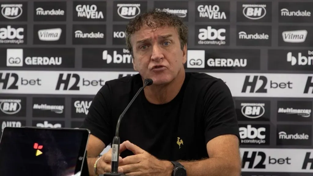 Cuca durante entrevista coletiva. Foto: Pedro Souza/CAM