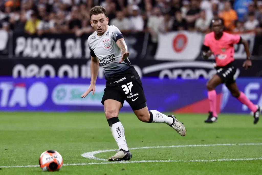 Ryan jogador do Corinthians durante partida contra o São Bernardo – Foto: Marcello Zambrana/AGIF