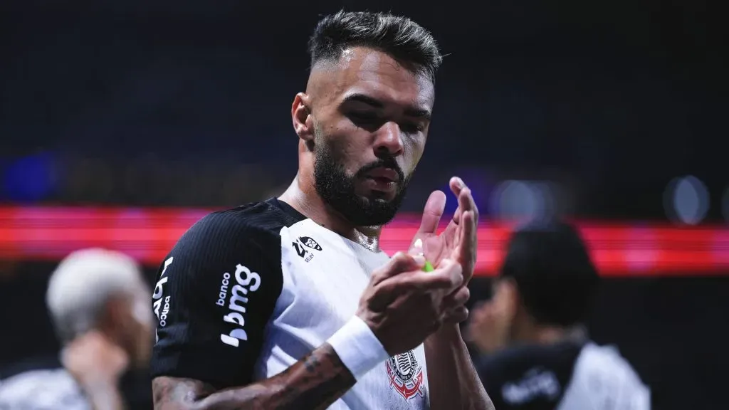 Raniele comemora gol do Timão no Allianz Parque pelo campeonato Copa Do Brasil 2025. Foto: Ettore Chiereguini/AGIF