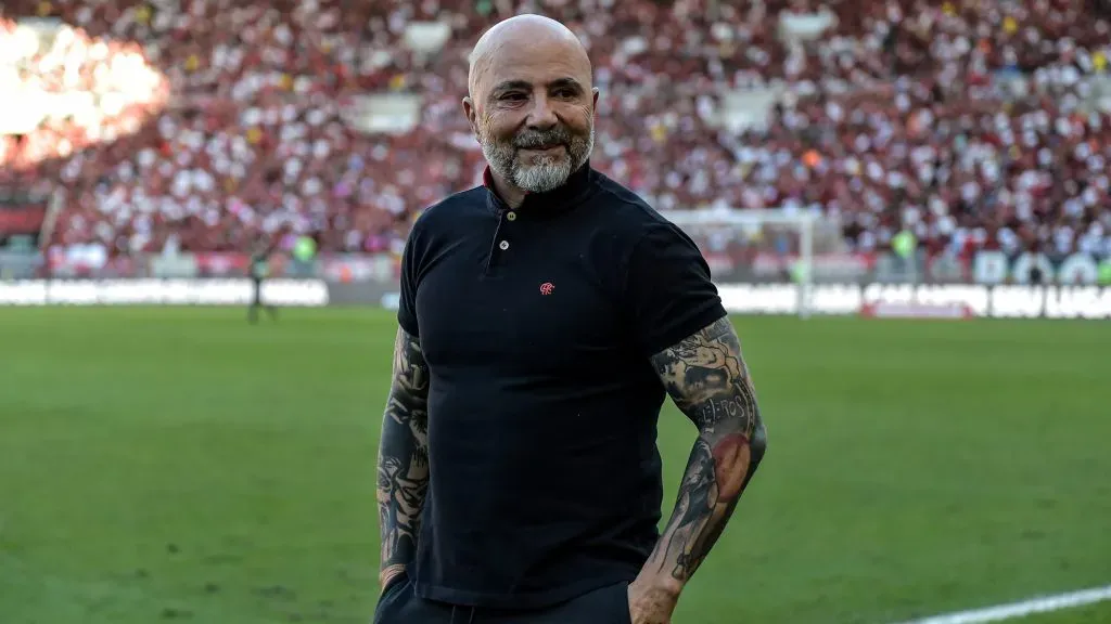 Santos busca acertar o retorno de Jorge Sampaoli a Vila Belmiro – Foto: Thiago Ribeiro/AGIF