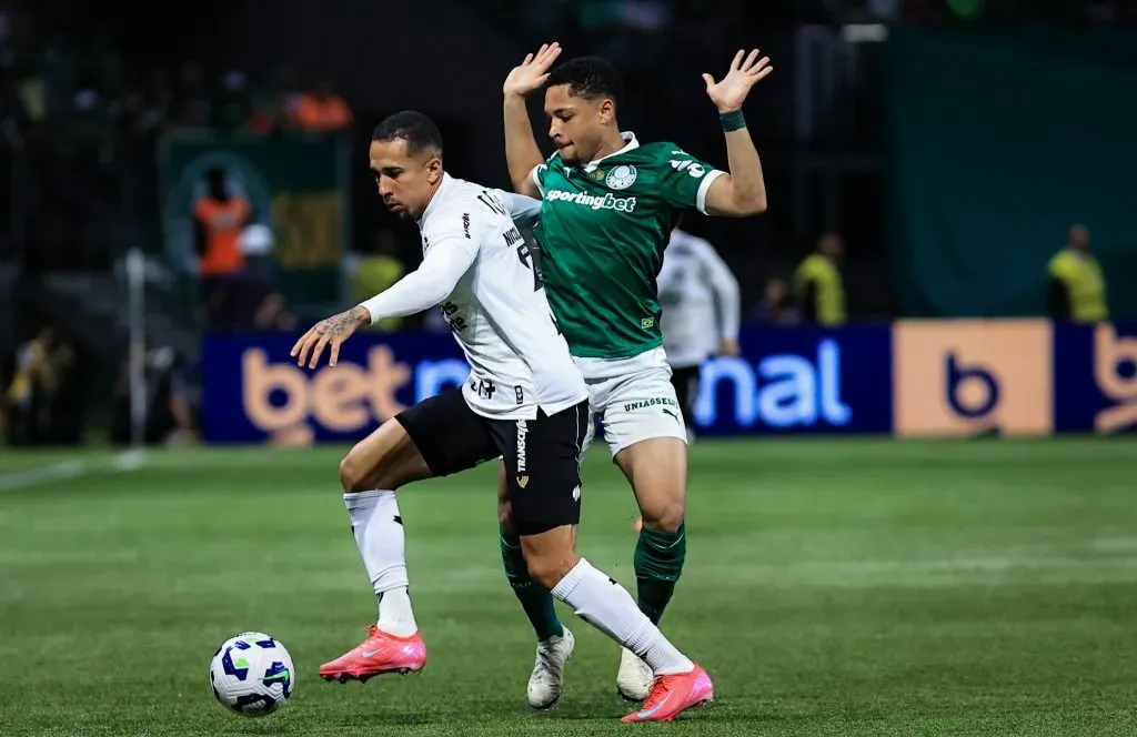 Vitor Roque jogador do Palmeiras durante partida contra o Ceara – Foto: Fabio Giannelli/AGIF