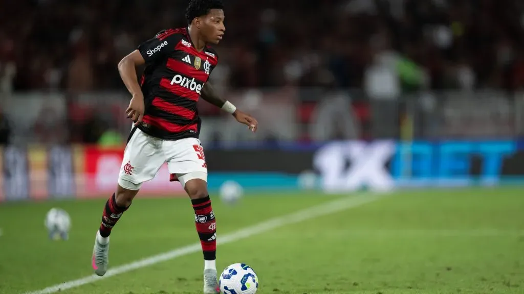 Gonzalo Plata em ação durante Flamengo x Mirassol – Foto: Jorge Rodrigues/AGIF