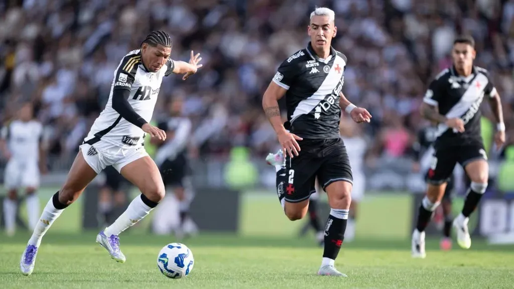 Rony jogador do Atletico-MG durante partida contra o Vasco no estadio Sao Januario pelo campeonato Brasileiro A 2025. Foto: Jorge Rodrigues/AGIF