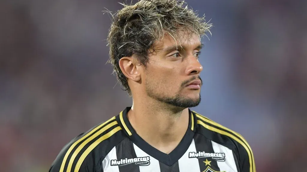 Gustavo Scarpa - Foto: Thiago Ribeiro/AGIF.