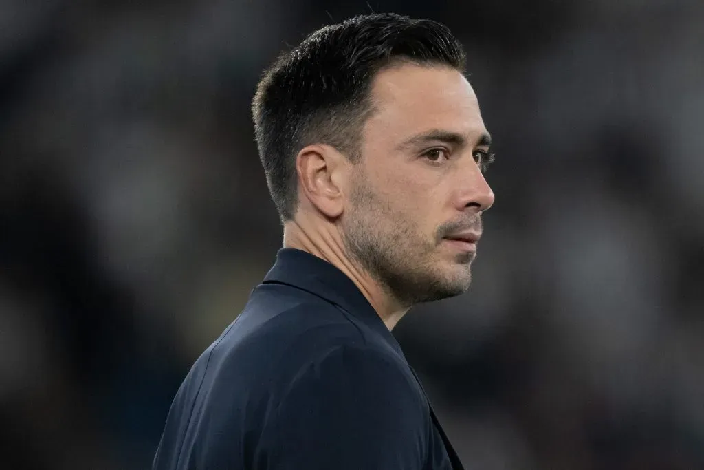 RJ – RIO DE JANEIRO – 14/08/2025 – COPA LIBERTADORES 2025, BOTAFOGO X LDU – Davide Ancelotti tecnico do Botafogo durante partida contra o LDU no estadio Engenhao pelo campeonato Copa Libertadores 2025. Foto: Jorge Rodrigues/AGIF