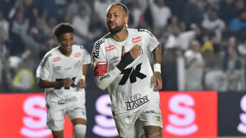 Neymar, jogador do Santos. Foto: Jota Erre/AGIF.