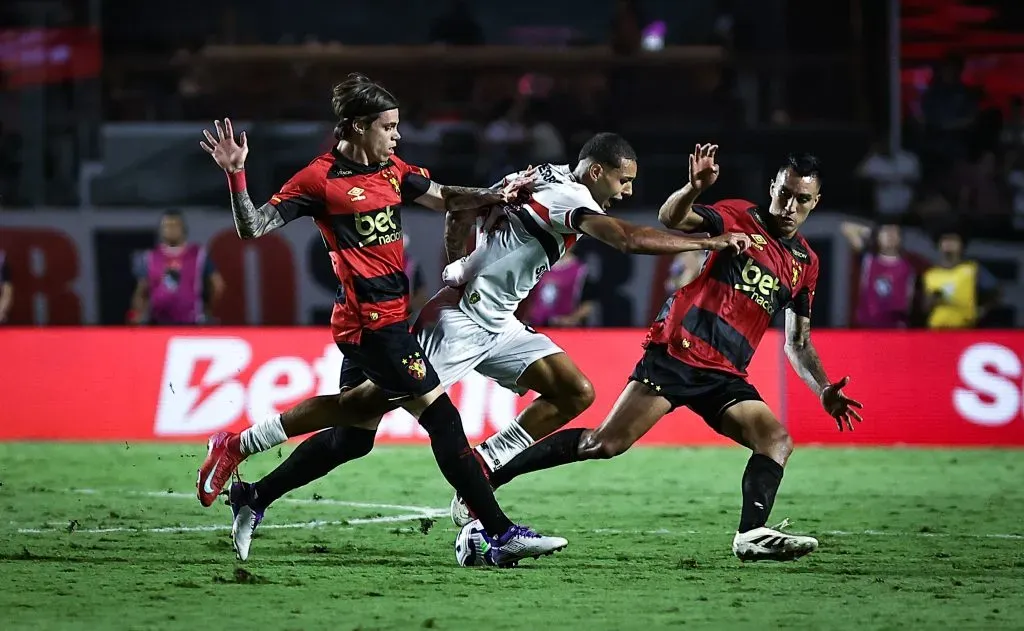 Chrystian Barletta jogador do Sport durante partida contra o Sao Paulo – Foto: Fabio Giannelli/AGIF