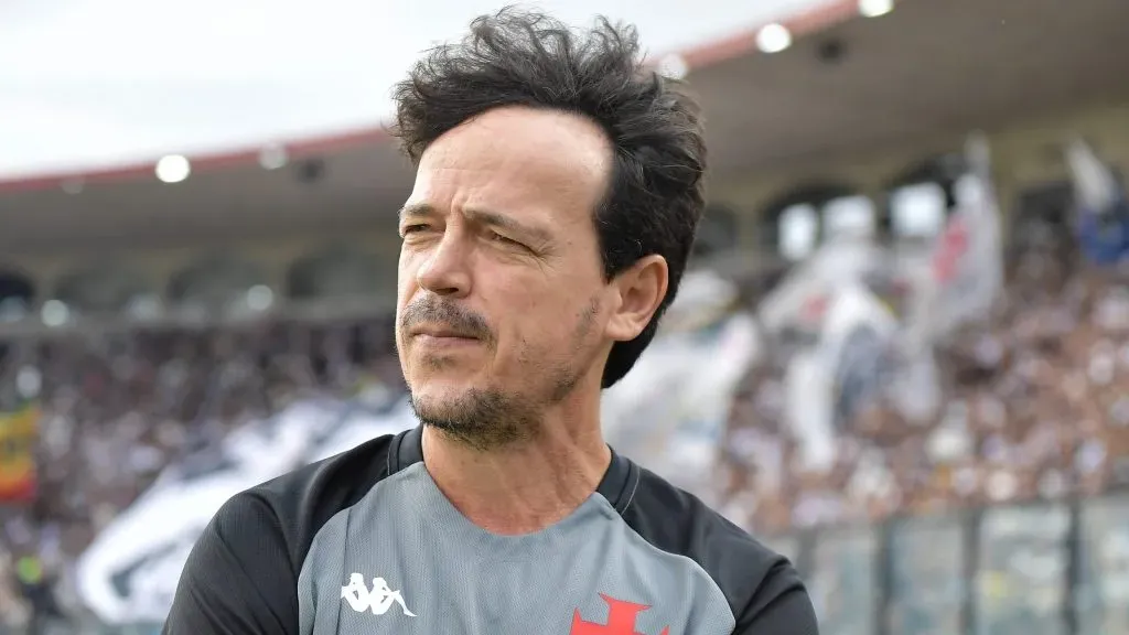 Fernando Diniz, técnico do Vasco. Foto: Thiago Ribeiro/AGIF