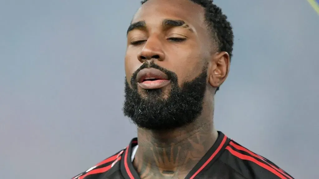 Gerson durante partida. Foto: Thiago Ribeiro/AGIF