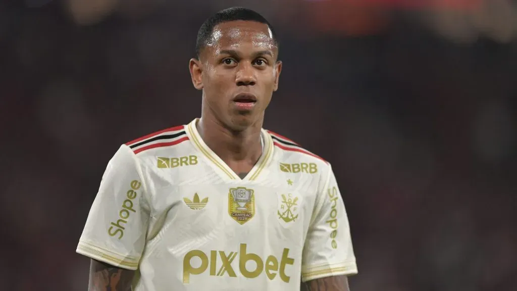Wallace Yan jogador do Flamengo durante partida contra o Atletico-MG no estadio Maracana pelo campeonato Copa Do Brasil 2025. Foto: Thiago Ribeiro/AGIF