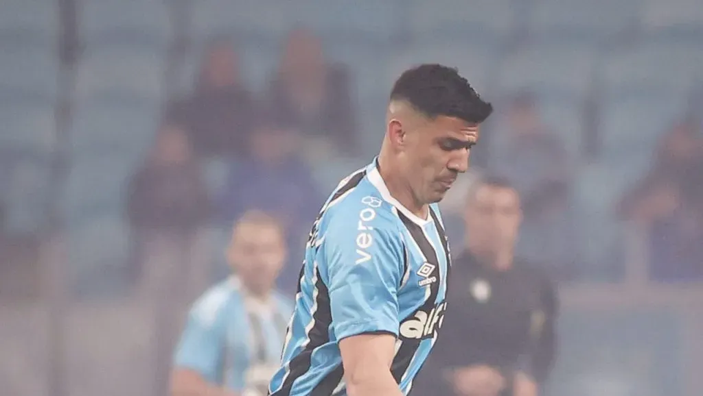 Foto: Maxi Franzoi/AGIF – Balbuena em campo pelo Imortal na Arena contra o Ceará.