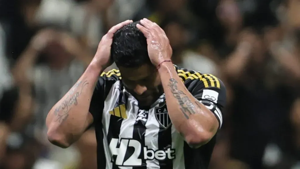 Hulk durante derrota do Atlético-MG diante do Cruzeiro. Foto: Gilson Lobo/AGIF