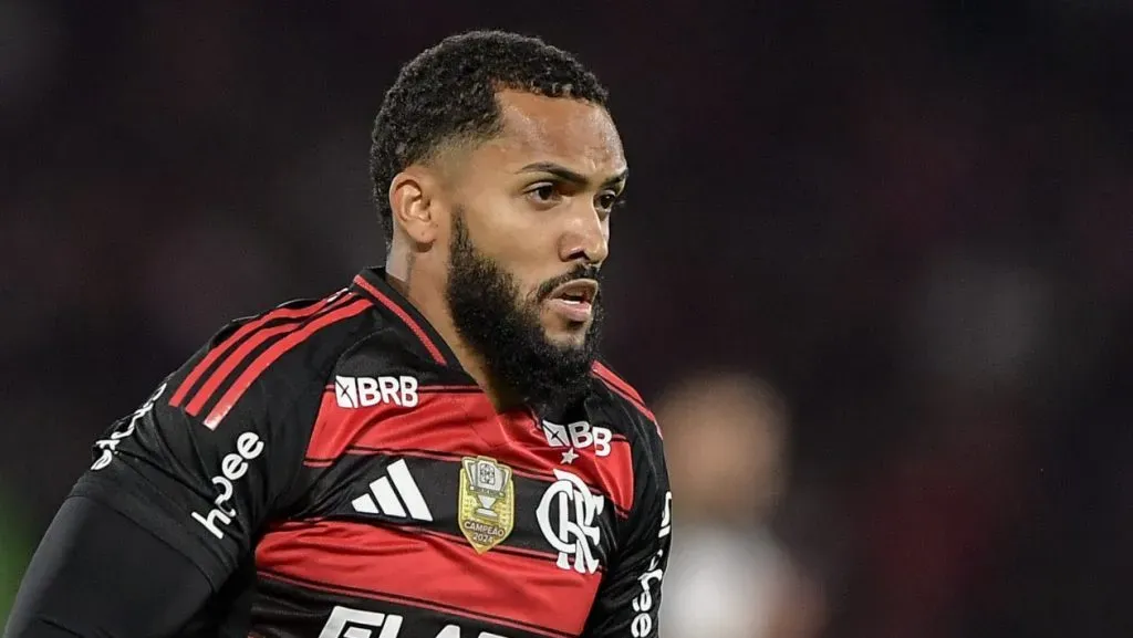 Juninho jogador do Flamengo durante partida contra o Atletico-MG no estadio Maracana pelo campeonato Brasileiro A 2025. Foto: Thiago Ribeiro/AGIF