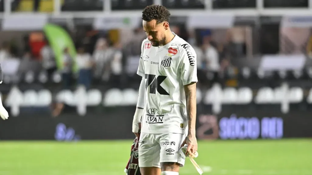 Santos de Neymar vive momento delicado no Campeonato Brasileiro – Foto: Jota Erre/AGIF