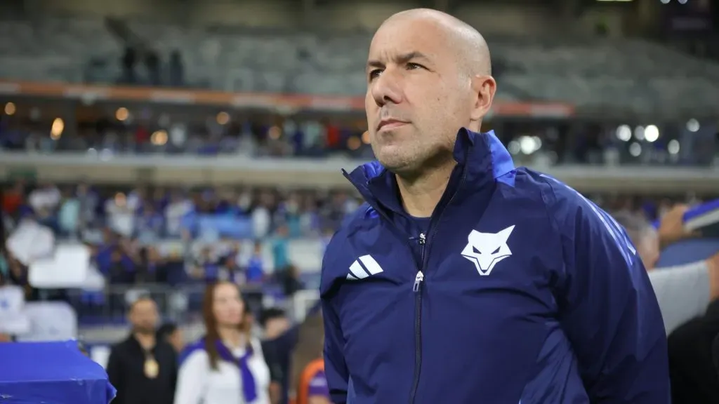 Leonardo Jardim no comando técnico do Cruzeiro – Foto: Gilson Lobo/AGIF