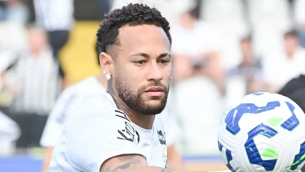 Neymar é criticado por postura adotada após ficar fora da Seleção – Foto: Jota Erre/AGIF