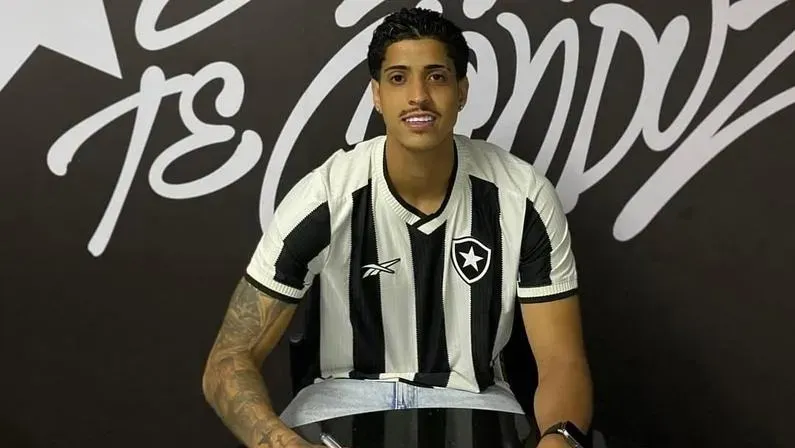Bruno França é do Botafogo - Foto: Reprodução/Instagram.