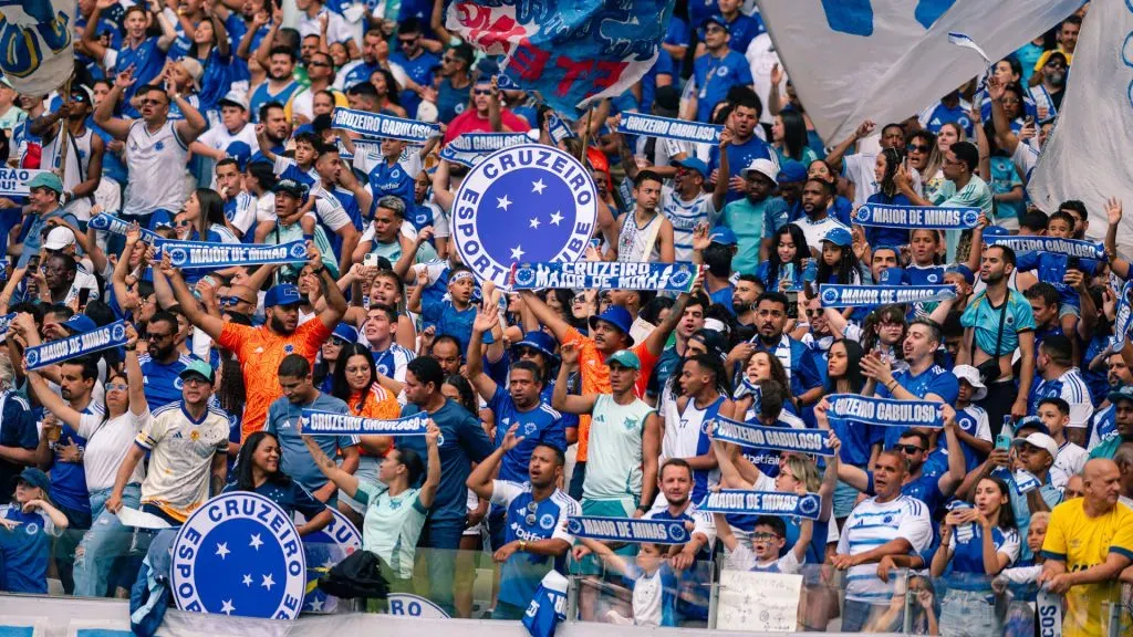 Torcedores do Cruzeiro lotando o Mineirão durante o Campeonato Brasileiro – Foto: Alessandra Torres/AGIF