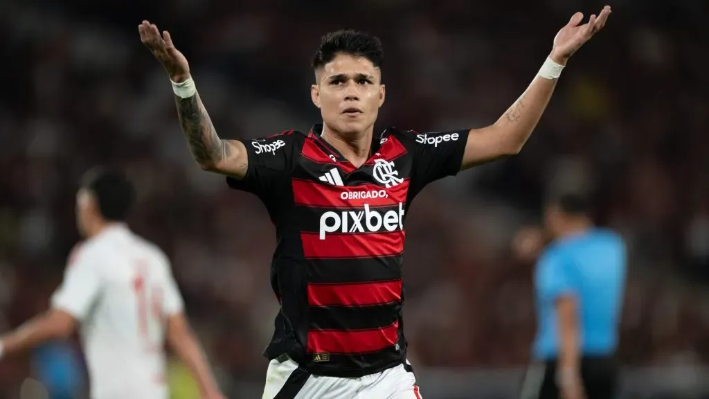 Luiz Araújo deve ganhar mais espaço no Mengo – Foto: Jorge Rodrigues/AGIF