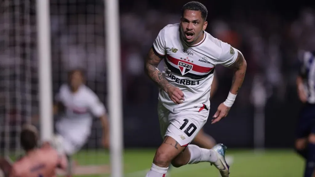 Luciano jogador do Sao Paulo comemora seu gol durante partida contra o Talleres no estadio Morumbi pelo campeonato Copa Libertadores 2025. Foto: Ettore Chiereguini/AGIF