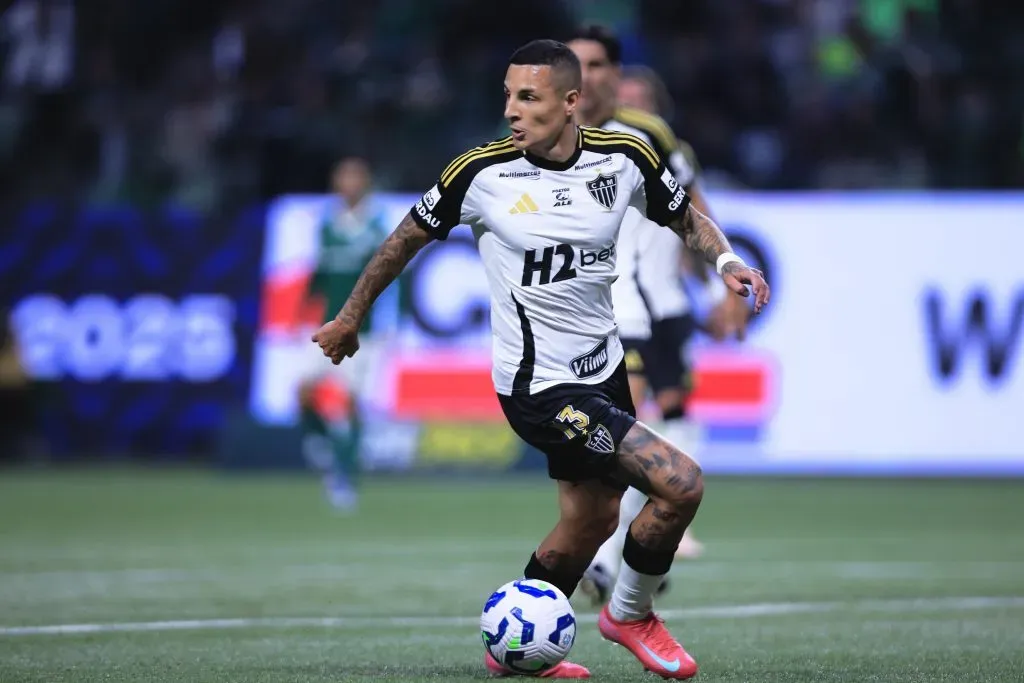 Arana em ação pelo Atlético-MG. Foto: Ettore Chiereguini/AGIF