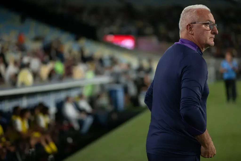 Dorival Jr no comando do Corinthians no Maracanã. Foto: Jorge Rodrigues/AGIF