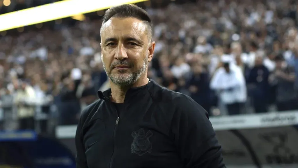 Vitor Ferreira enquanto comandava o Corinthians. (Photo by Ricardo Moreira/Getty Images)