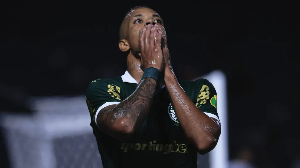 Caio Paulista flopou até aqui no Palmeiras - Foto: Ettore Chiereguini/AGIF.