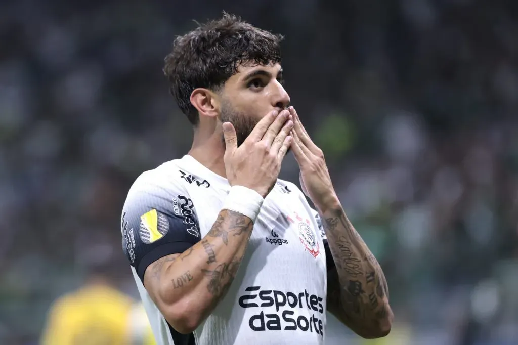 Yuri Alberto em ação pelo Corinthians na Neo Química Arena – Foto: Marcello Zambrana/AGIF