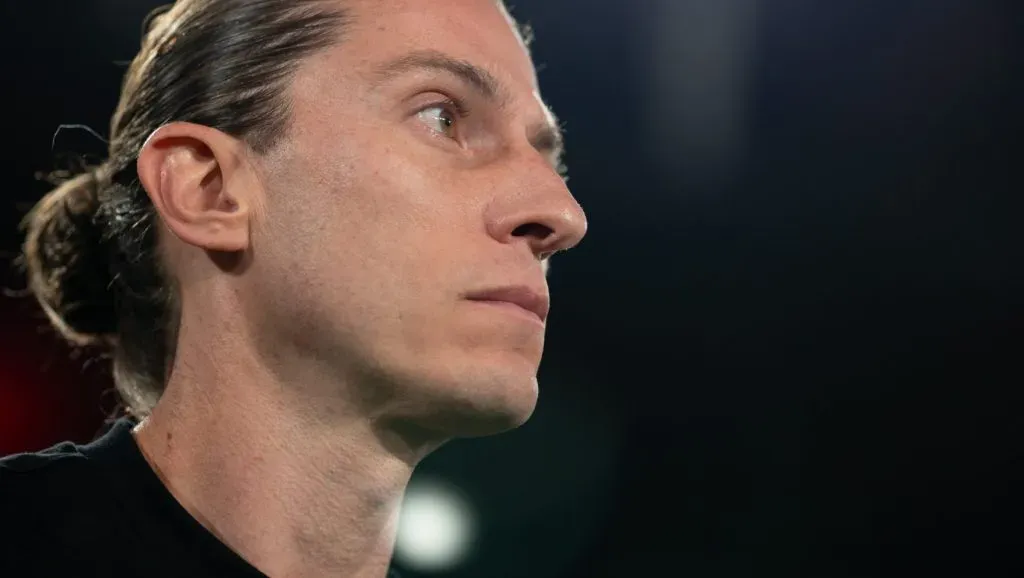 Filipe Luis tecnico do Flamengo durante partida contra o Estudiantes no estadio Maracana pelo campeonato Copa Libertadores 2025. Foto: Jorge Rodrigues/AGIF