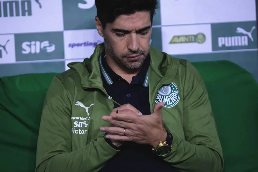 Abel Ferreira tecnico do Palmeiras durante partida contra o Sport no estadio Arena Allianz Parque pelo campeonato Brasileiro A 2025. Foto: Ettore Chiereguini/AGIF