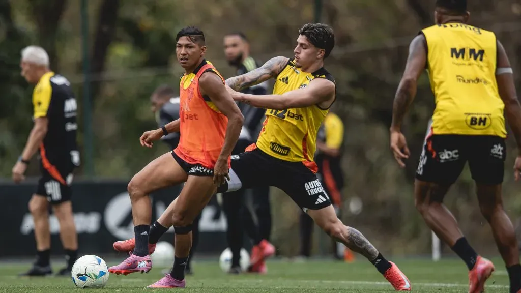 Rony treina na Cidade do Galo – Foto: Pedro Souza / Atlético