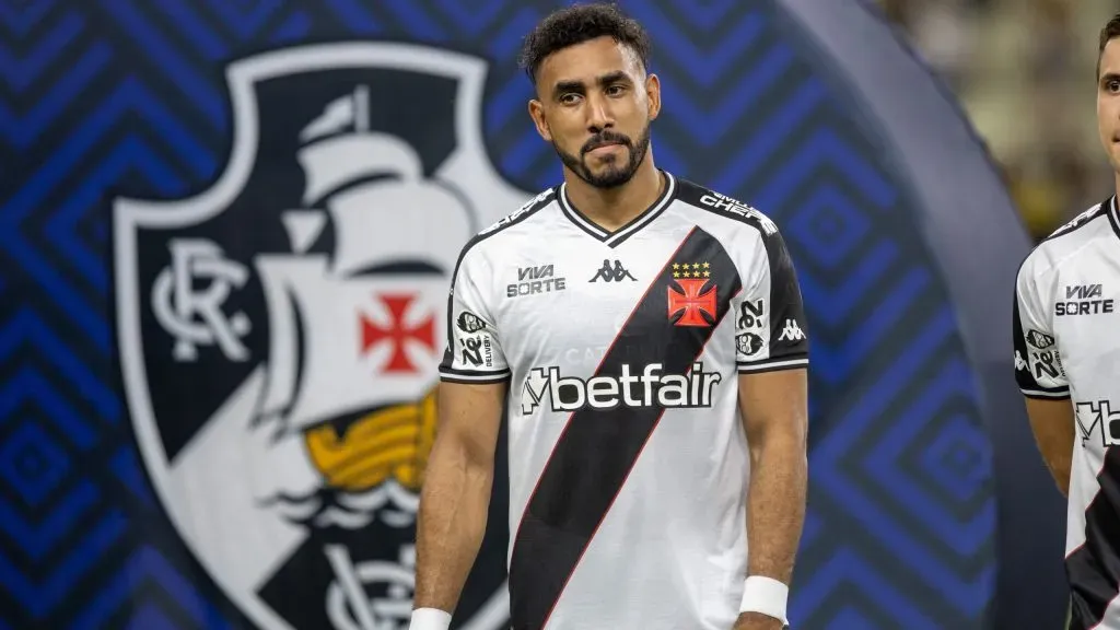 payet jogador do Vasco durante partida contra o Ceara no estadio Arena Castelao pelo campeonato Brasileiro A 2025. Foto: Baggio Rodrigues/AGIF