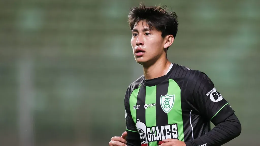 Miguelito que ser negociado em definitivo na próxima janela de transferência – Foto: Gilson Lobo/AGIF